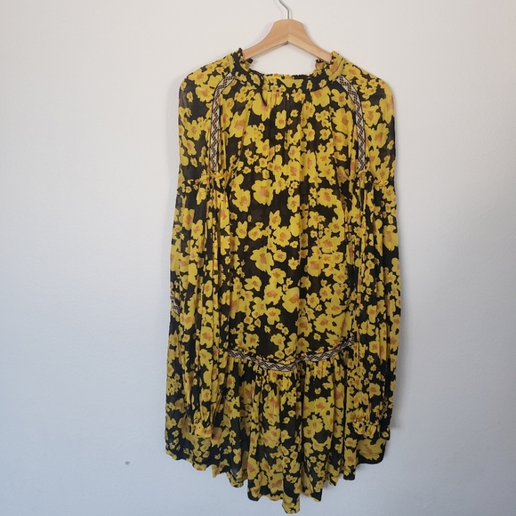 Free PeopleFollow BrandLove Letter Printed Balloon Sleeve mini dress - Picture 9 of 10